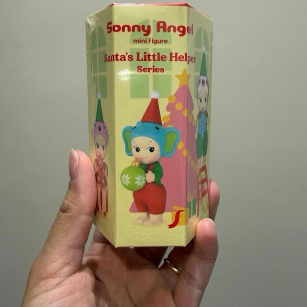 Sonny Angel Santa's little helper